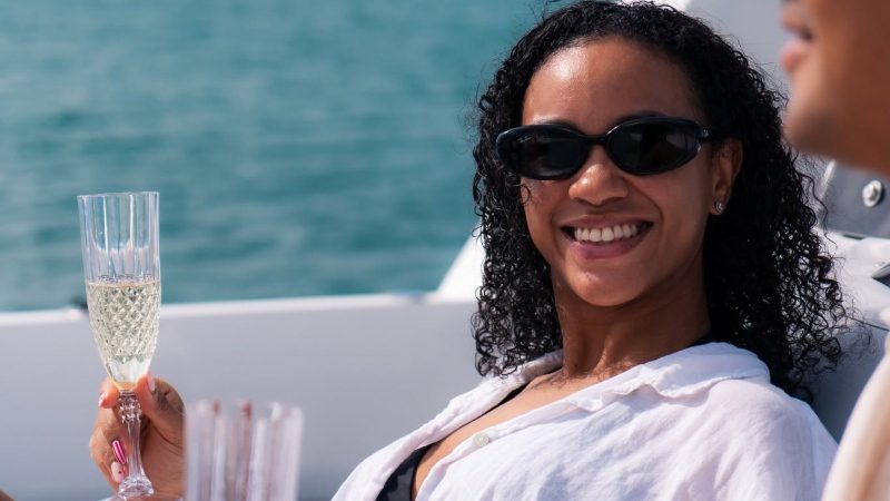Luxe privé catamaran Curaçao | high-end 7 luxury private catamaran curacao millenium 800x450 1