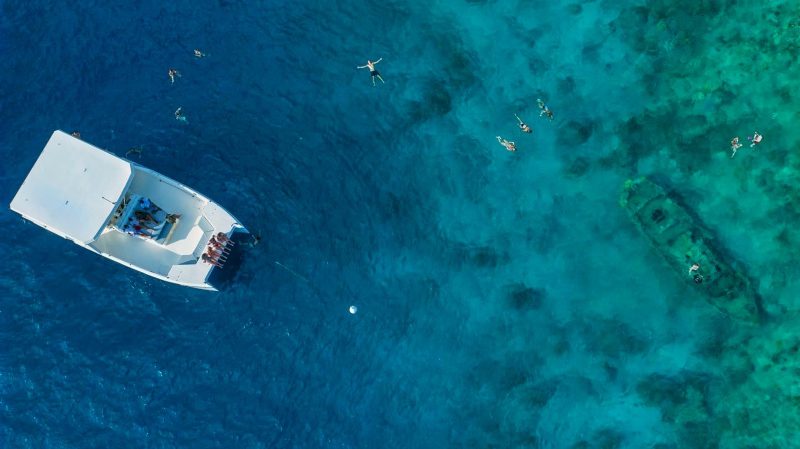 Luxe privé catamaran Curaçao | high-end 10 private high end catamaran curacao tugboat 800x450 1