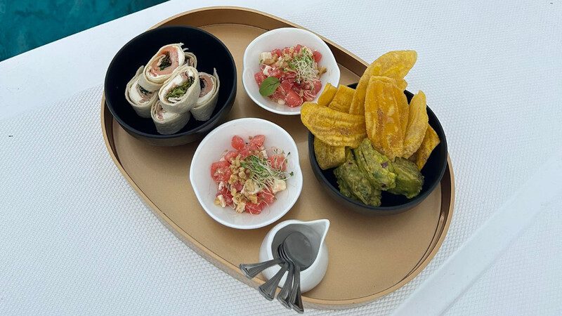 Luxe privé catamaran Curaçao | high-end 5 prive boottrip catering