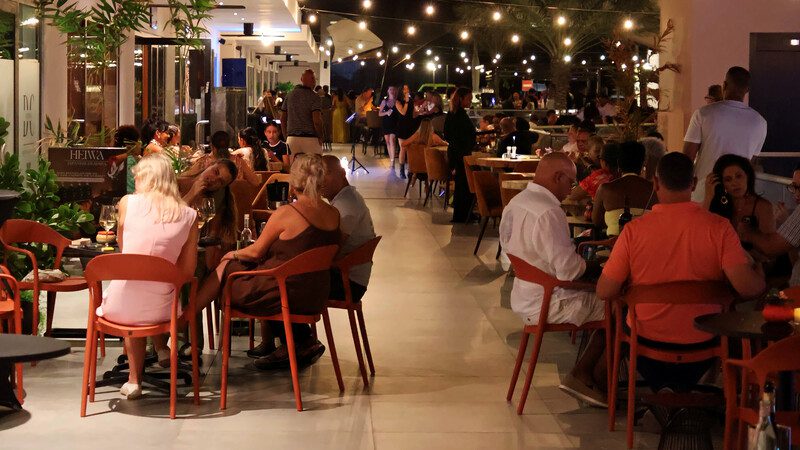 LXRY Mall Curaçao: ontdek deze nieuwe hotspot bij Jan Thiel 9 result Sfeerfoto
