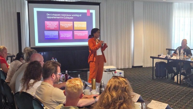 Seminar Emigreren Curaçao