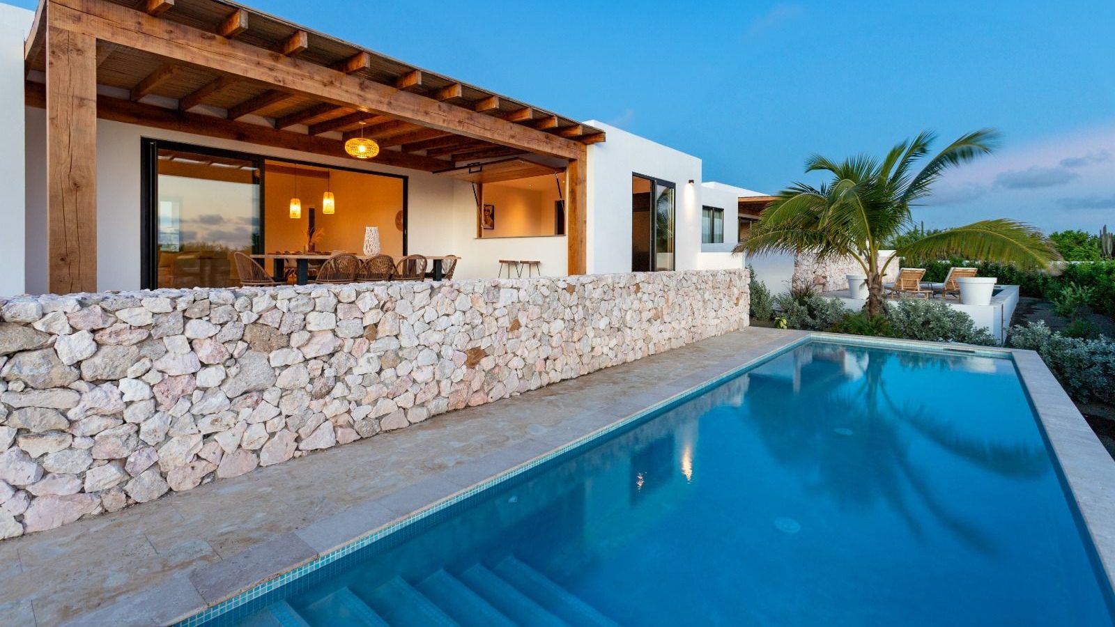 LXRY villas Jan Thiel Curacao