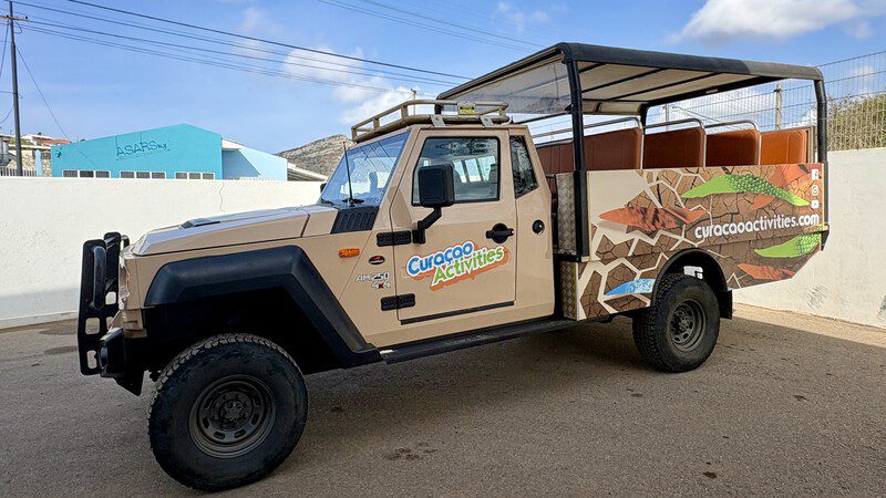 Halve dag op off-road Jeep Safari naar Westpunt 4 result Jeep H