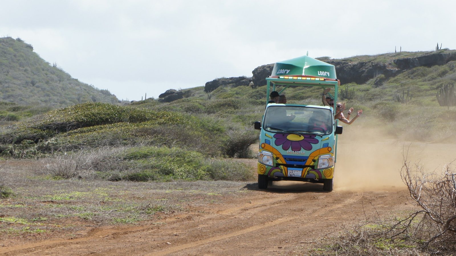 Guests in the safari truck during the All-in-1 Tour in Banda Abou