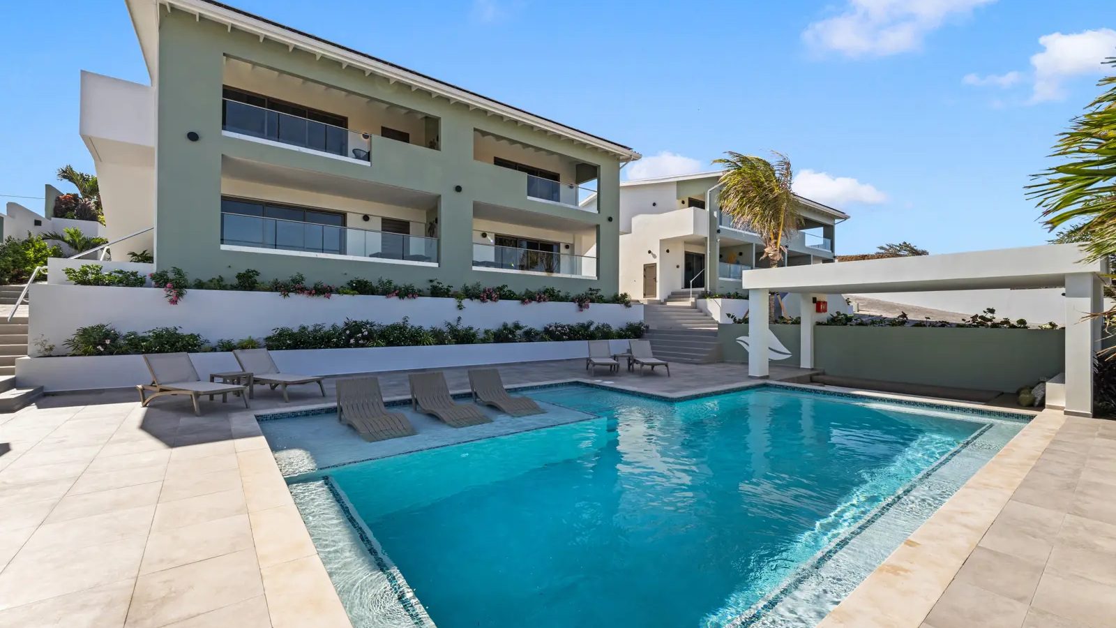 Zwembad met uitzicht bij Bientu Resort in Brakkeput, Curaçao