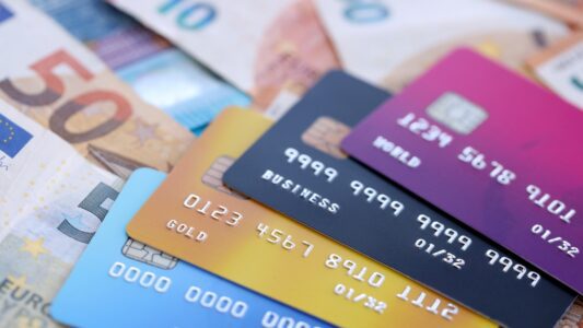 Nederlandse bankrekening houden na emigratie naar Curaçao (2026) 11 Nederlandse bank aanhouden op Curaçao?